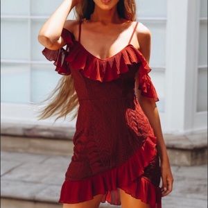 Hello Molly lavish dream dress wine like new